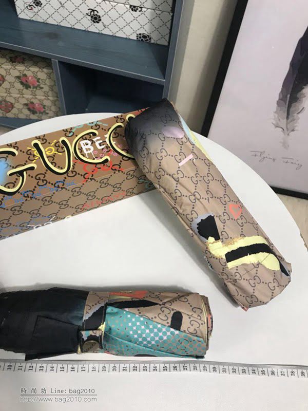 GUCCI古馳傘 時尚單品 抽象字母 驚豔款 亞太專櫃最新款 全自動UV晴雨傘 防曬隔熱 防紫外線  zm1071